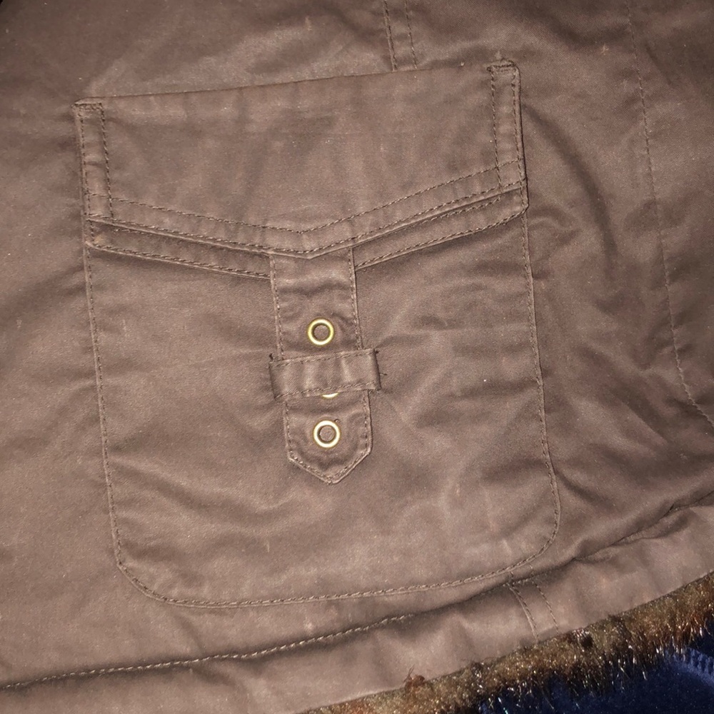Old Navy REVERSIBLE faux fur winter vest Medium - Picture 6 of 7